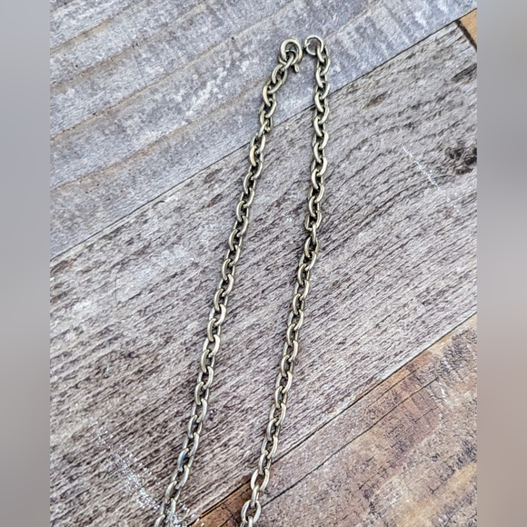 Vintage Large Pewter Winking Owl Pendant on Silver Chain - Picture 4 of 8